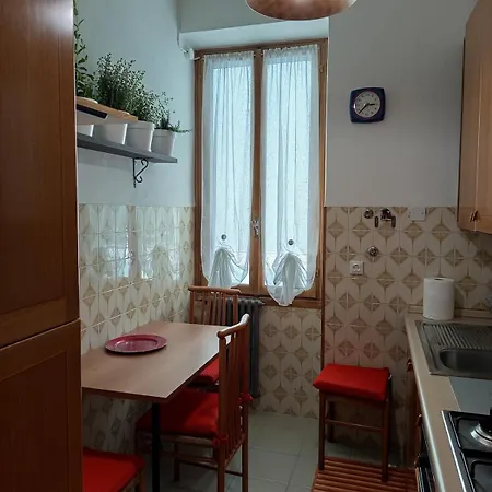 La Yucca Apartment *